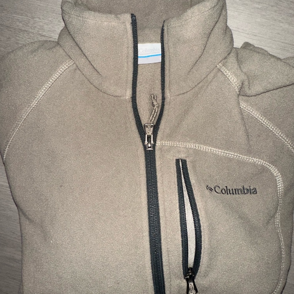 Columbia Beige Fleece Jacket with Black Accents